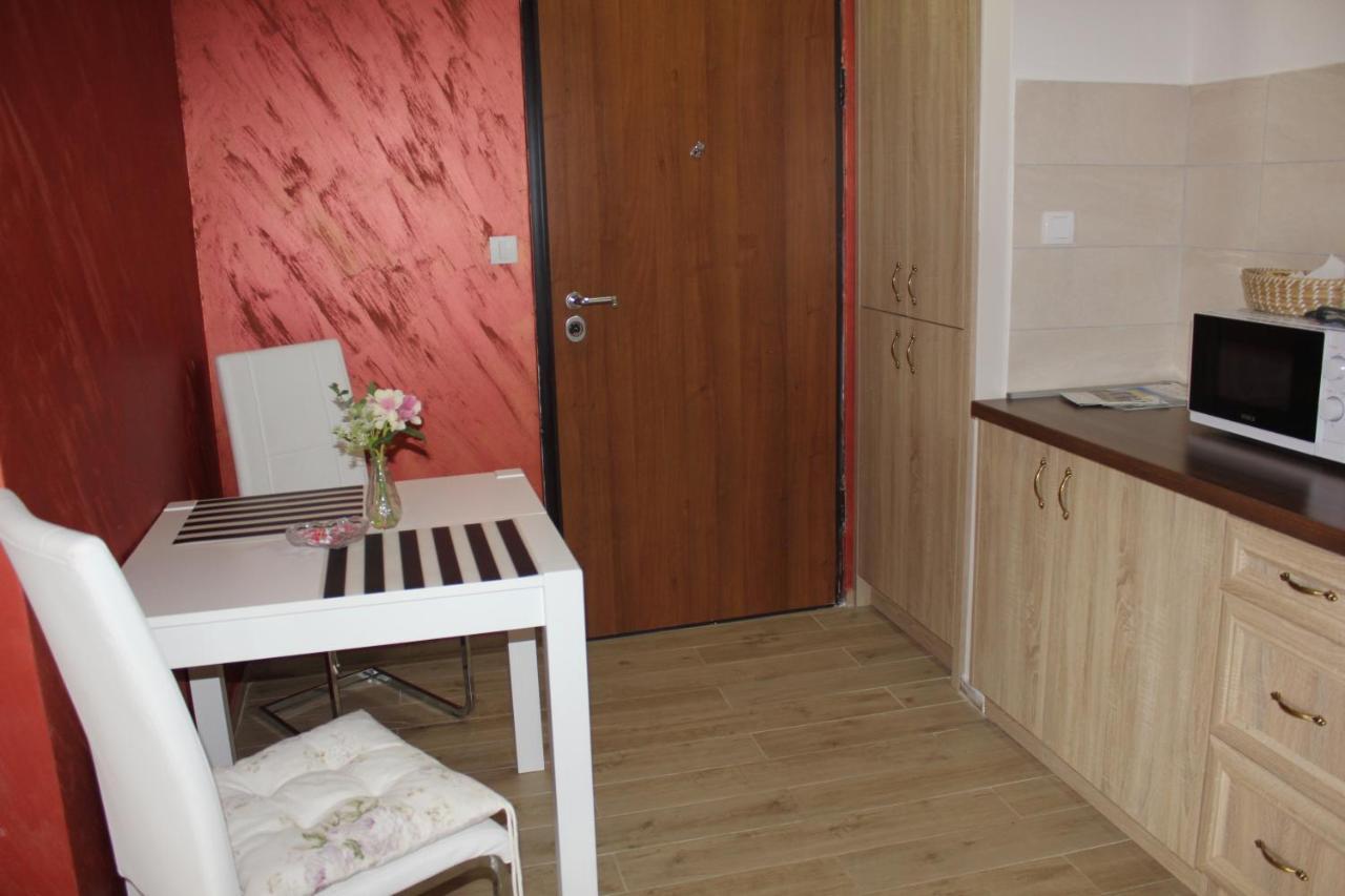 Apartments Kapisoda ツェティニェ エクステリア 写真